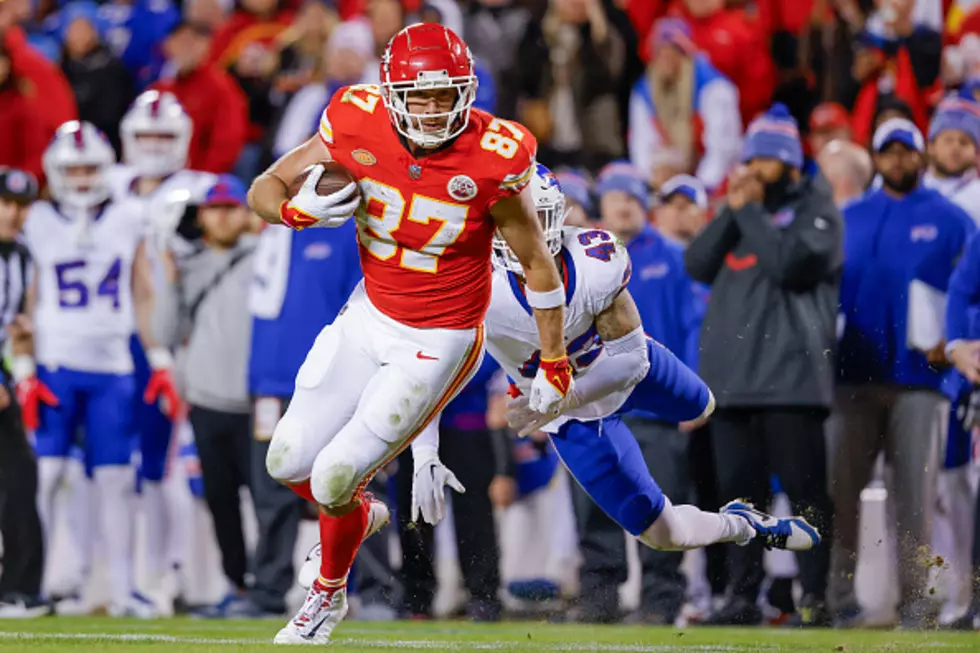 Buffalo Bills Fans Upset at What Travis Kelce Did in Orchard Park