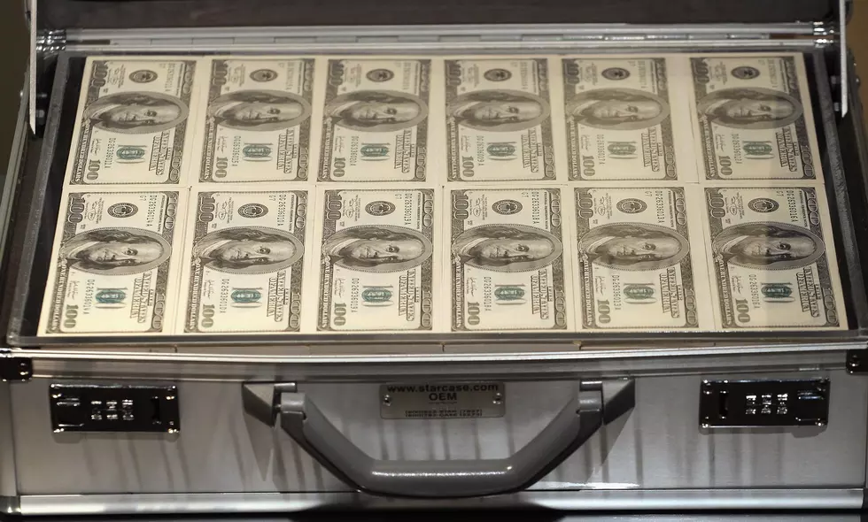 Chicago Federal Reserve Hosts Educational "Money Museum"