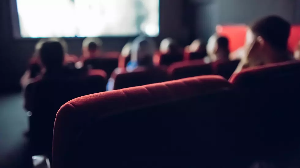 Would Alcohol At A Movie Theater Enhance The Experience?